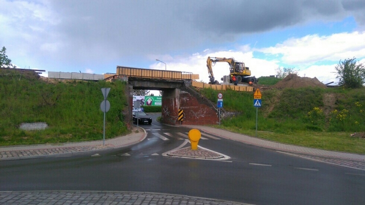 wiadukt-na-rozanej-bez-przejazdu