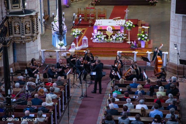 zagrali-w-kolegiacie