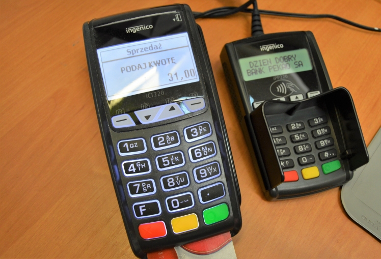 w-ratuszu-zaplacisz-tylko-karta