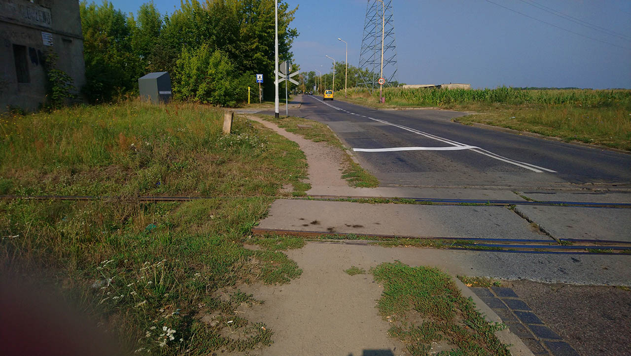 nowy-chodnik-na-lotnikow