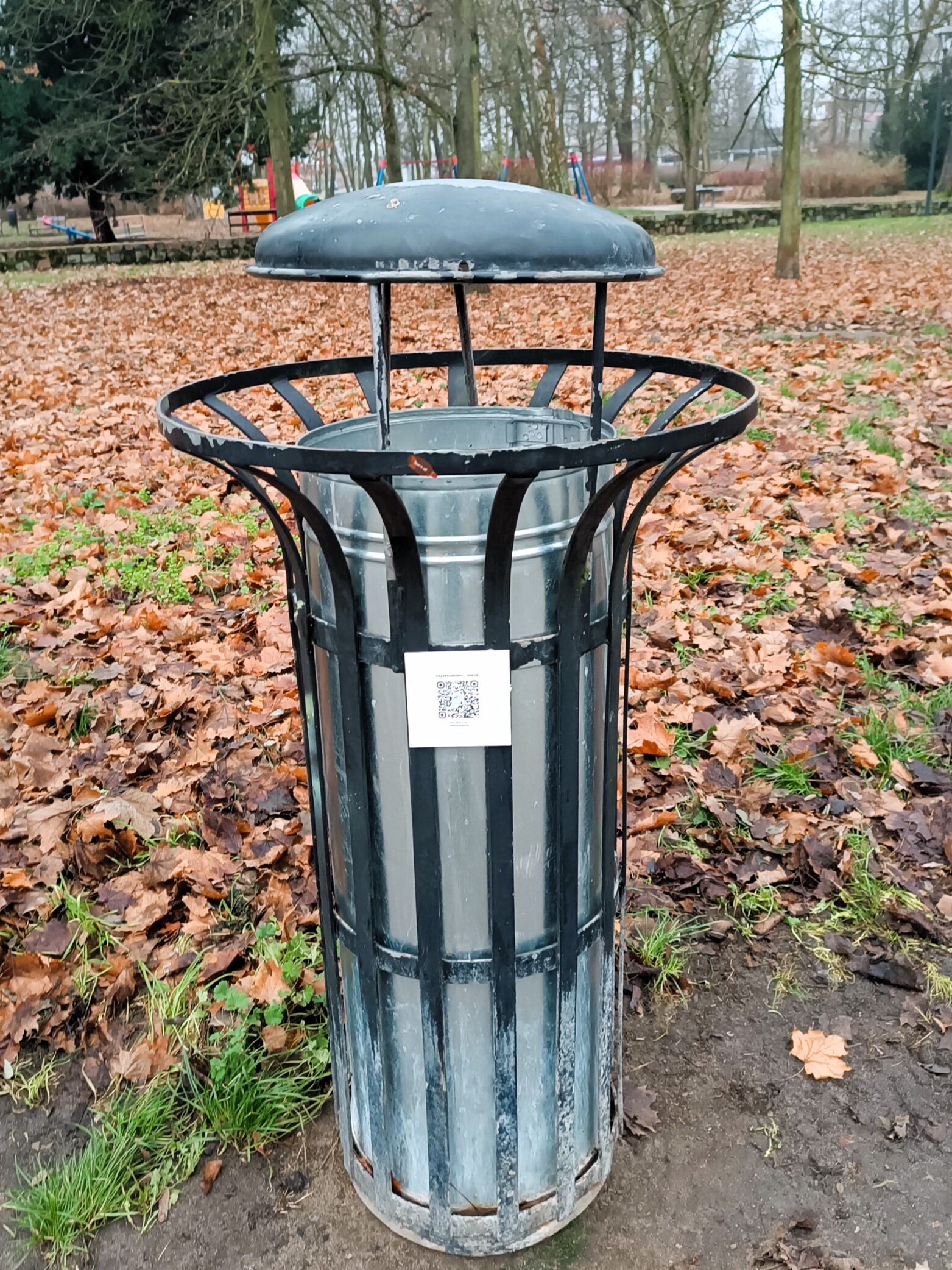 Pełny kosz? Zgłoś go!